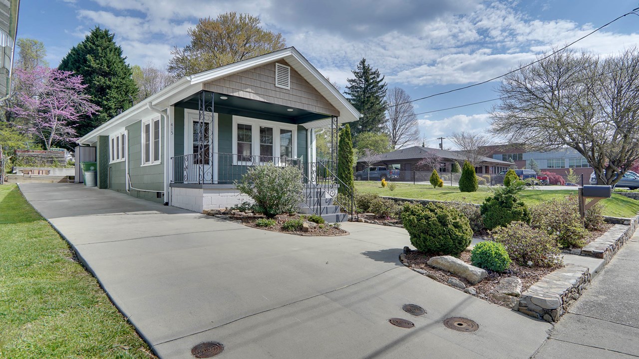 415 9th Avenue W