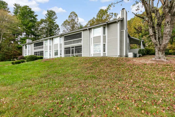 301 Golfside Drive